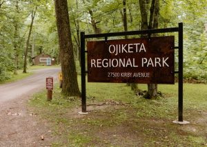 Sign showing "Ojiketa Regional Park"